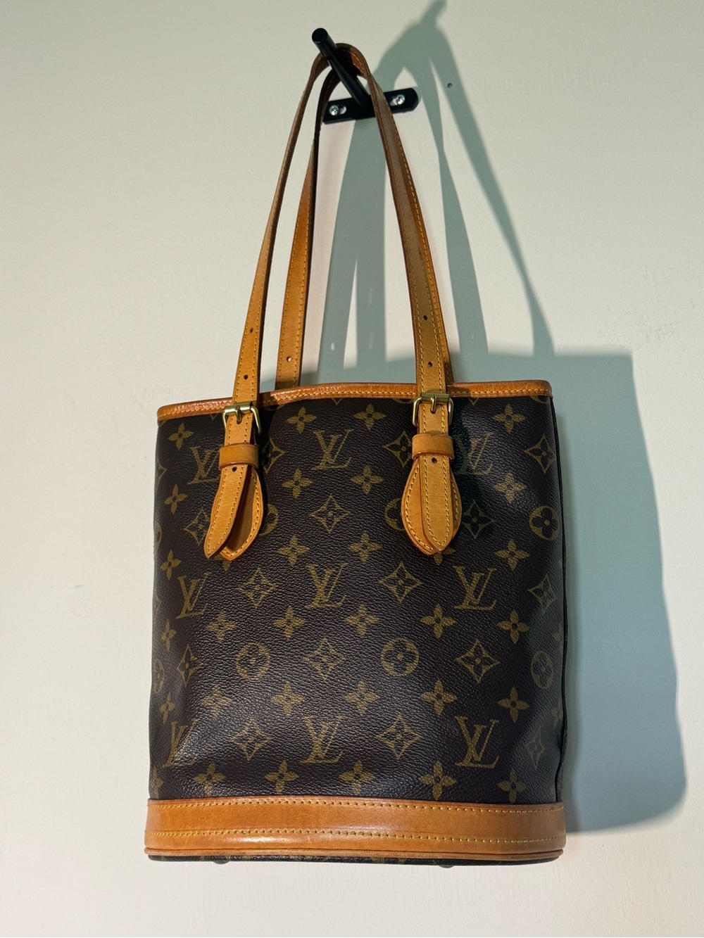 Louis Vuitton Monogram Petit Bucket PM Shoulder Bag + Pouch - Picture 2 of 12